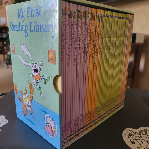 Born My First Reading Library Box Set - Picture 2 of 4